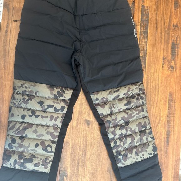 HOLDEN MEN'S HYBRID DOWN SWEATPANT. VINTAGE ARMY/CAMO - Picture 4 of 9